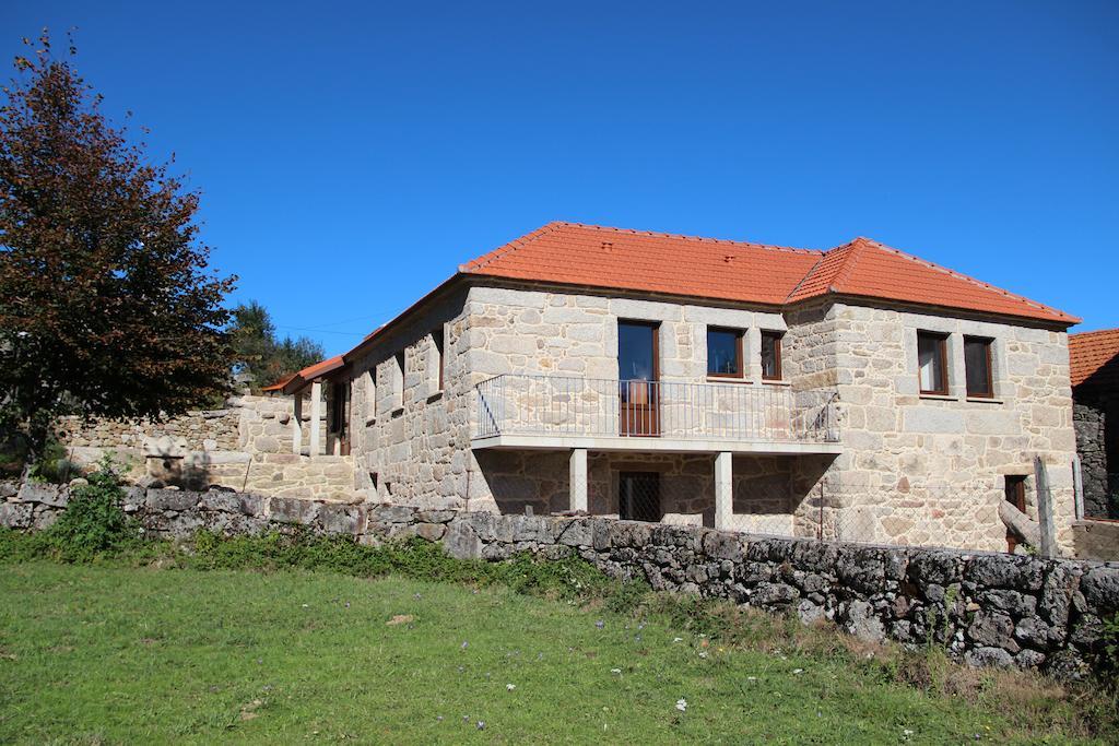 Casa Fonte Do Laboreiro Castro Laboreiro Exteriör bild