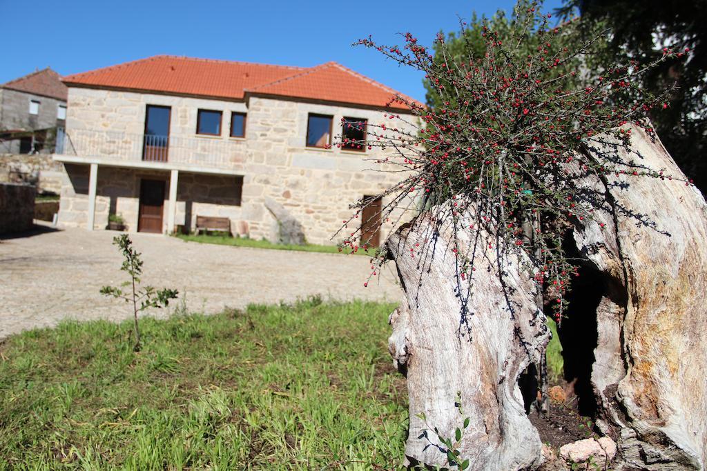 Casa Fonte Do Laboreiro Castro Laboreiro Exteriör bild