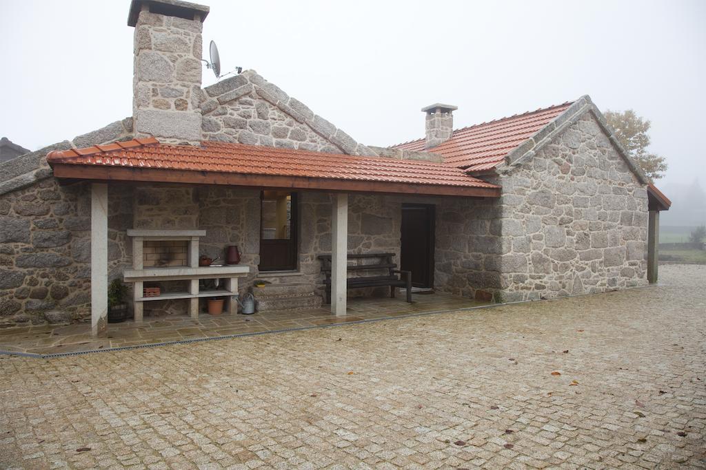Casa Fonte Do Laboreiro Castro Laboreiro Exteriör bild