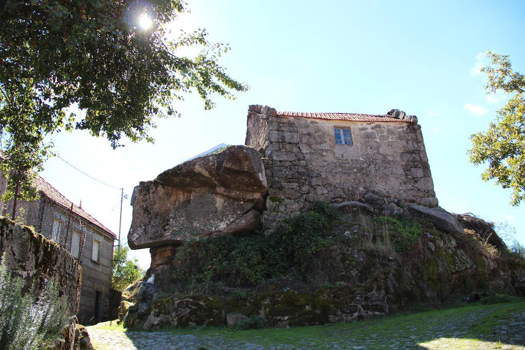 Casa Fonte Do Laboreiro Castro Laboreiro Exteriör bild