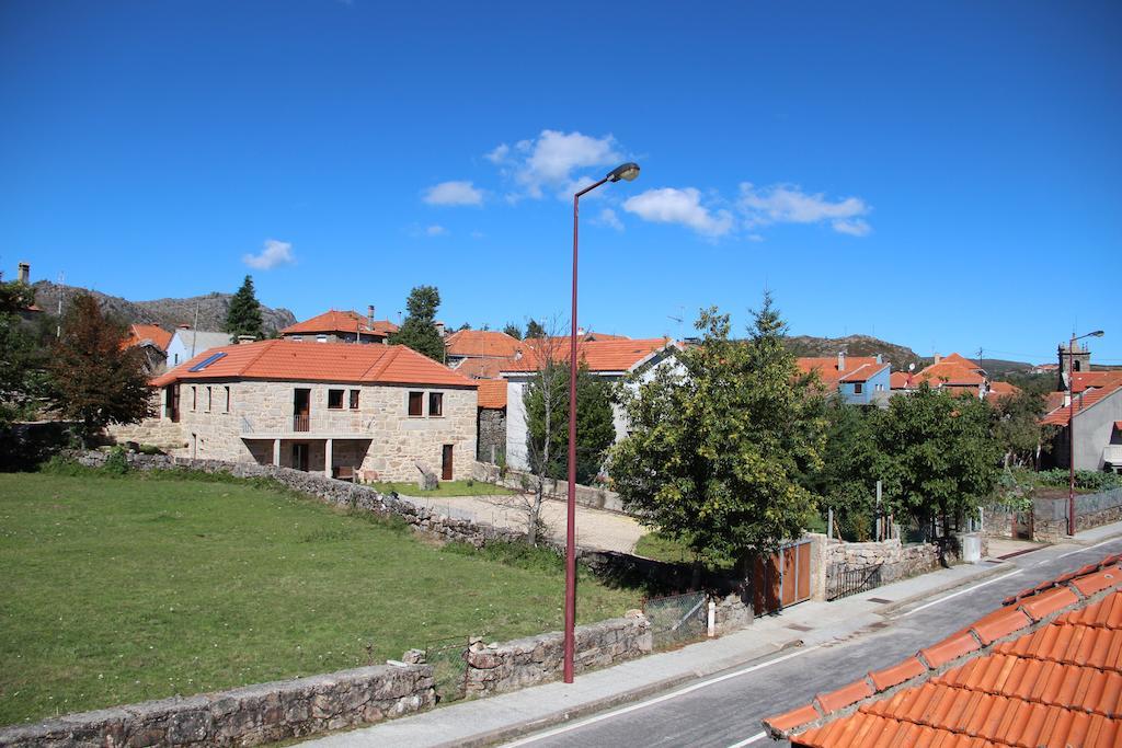Casa Fonte Do Laboreiro Castro Laboreiro Exteriör bild