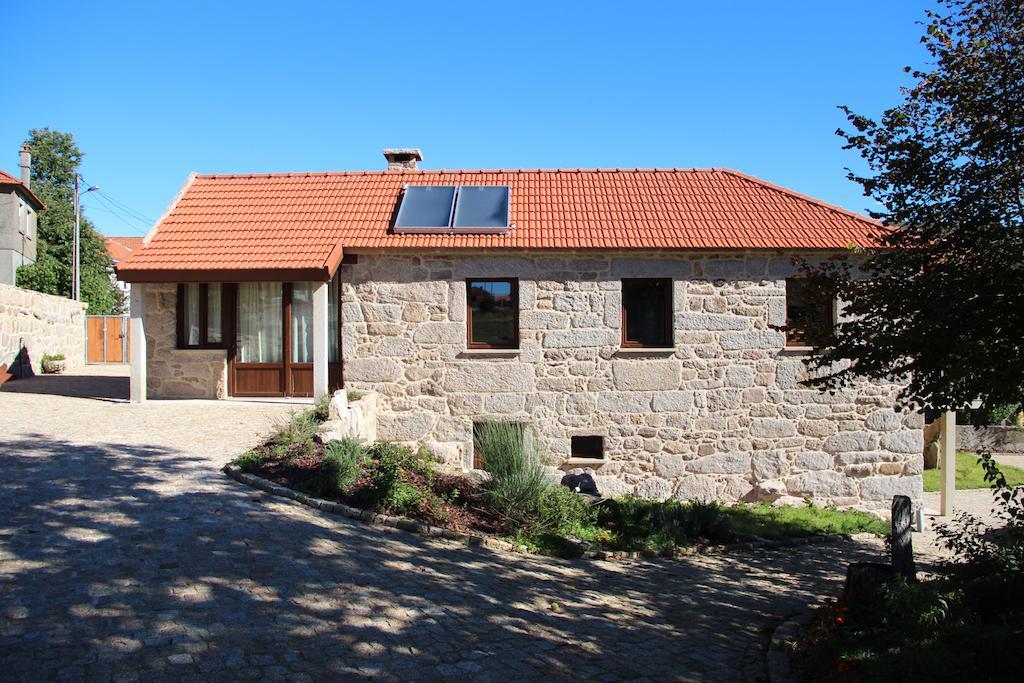 Casa Fonte Do Laboreiro Castro Laboreiro Exteriör bild
